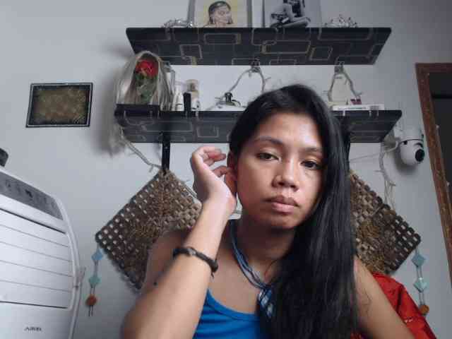 Junglewoman webcam