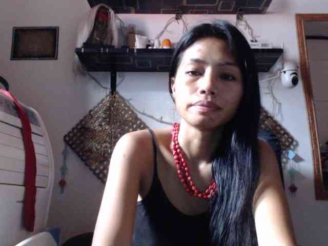 Junglewoman webcam