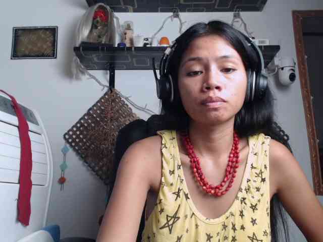 Junglewoman webcam
