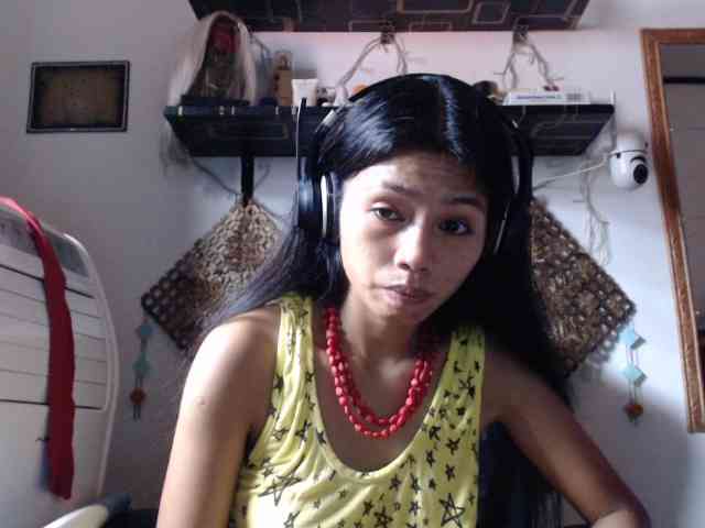 Junglewoman webcam