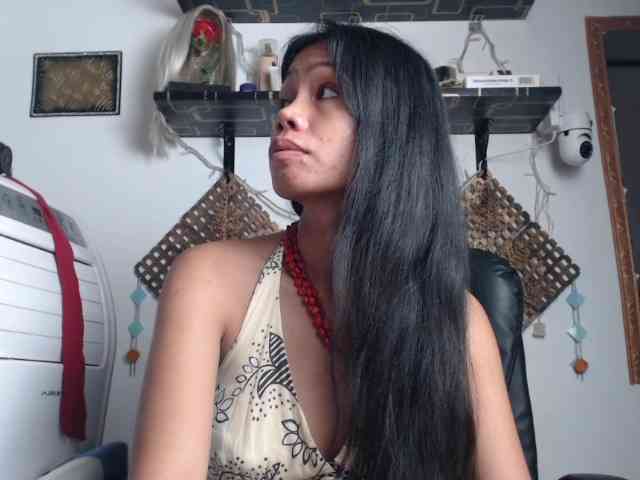 Junglewoman webcam