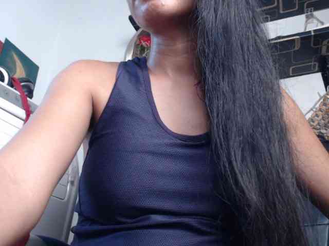 Junglewoman webcam