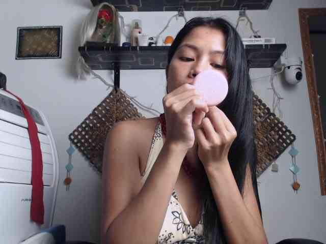 Junglewoman webcam