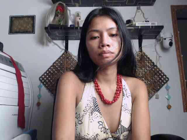 Junglewoman webcam