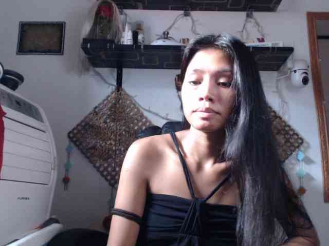 Junglewoman webcam