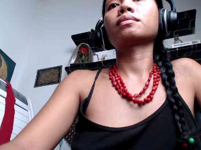 Junglewoman webcam