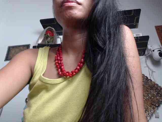 Junglewoman webcam