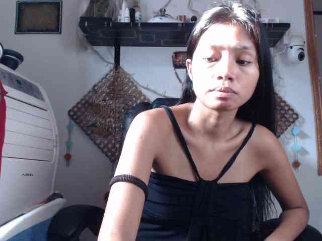 Junglewoman webcam