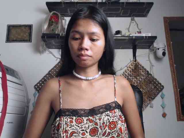 Junglewoman webcam