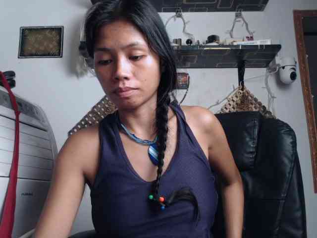 Junglewoman webcam