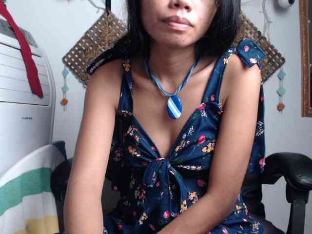 Junglewoman webcam