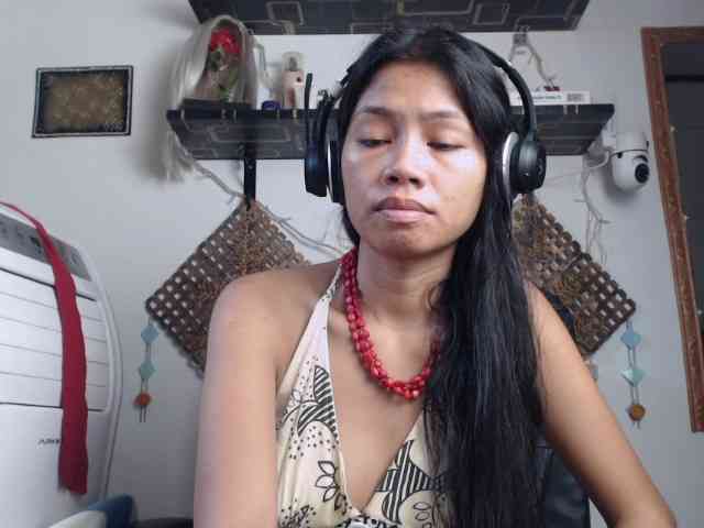 Junglewoman webcam