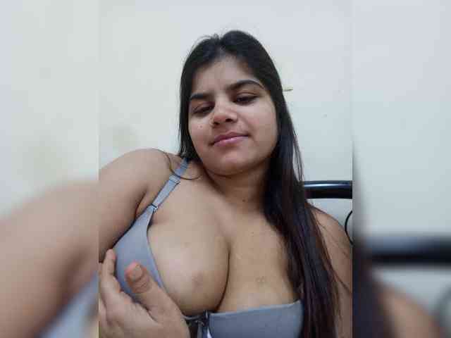 maryamnoor webcam
