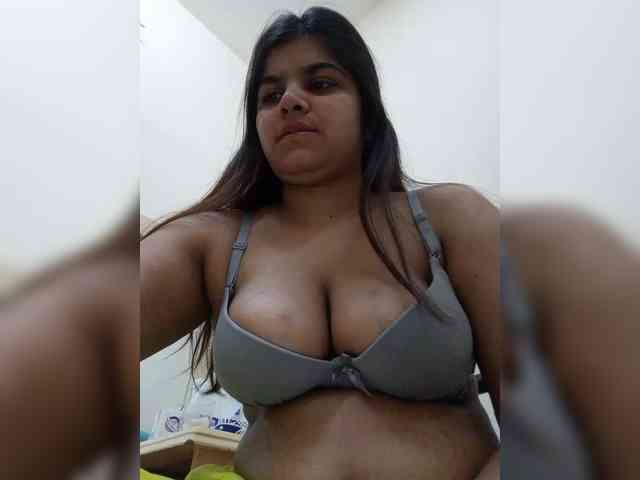maryamnoor webcam
