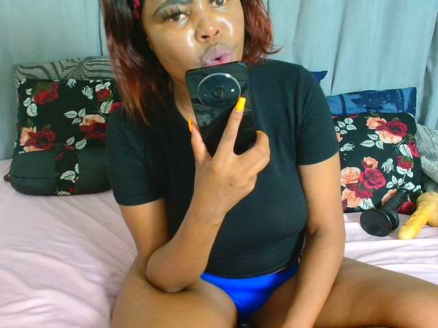 SexyCreamyPussy on BongaCams 
