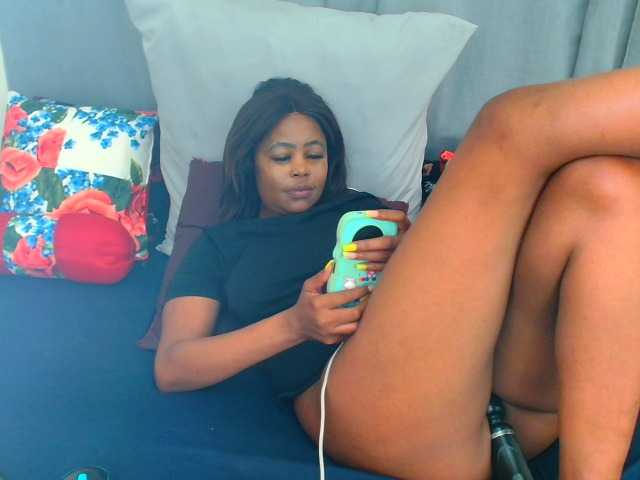  SexyCreamyPussy chat room