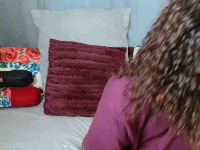 SexyCreamyPussy webcam