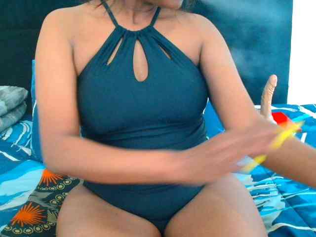 SexyCreamyPussy webcam