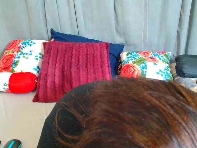 SexyCreamyPussy webcam