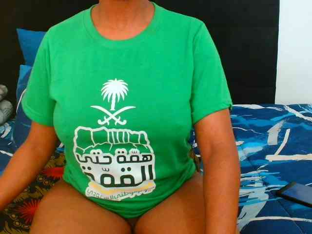 SexyCreamyPussy webcam