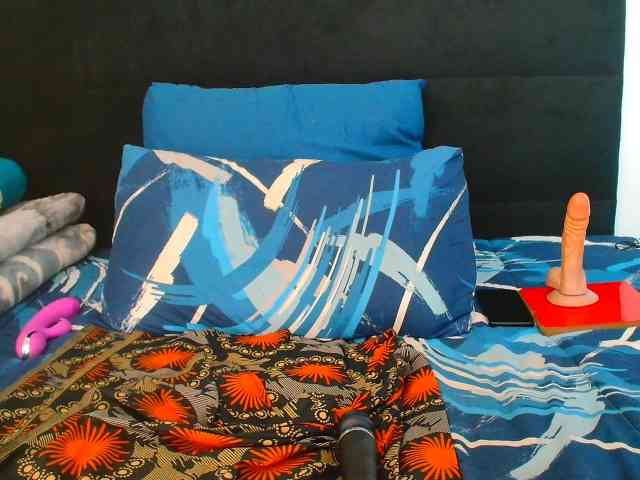 SexyCreamyPussy webcam