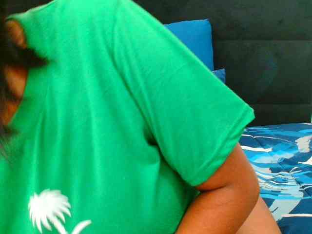 SexyCreamyPussy webcam