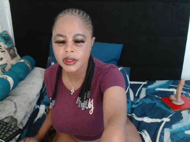 SexyCreamyPussy webcam