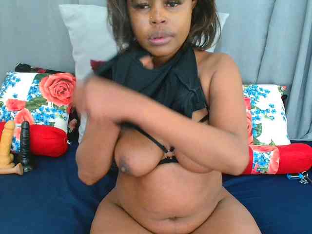 SexyCreamyPussy webcam