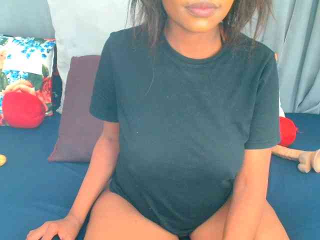 SexyCreamyPussy webcam
