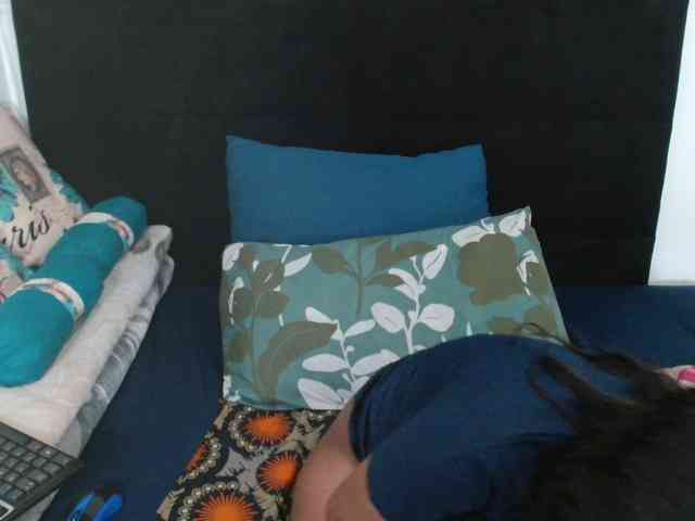 SexyCreamyPussy webcam