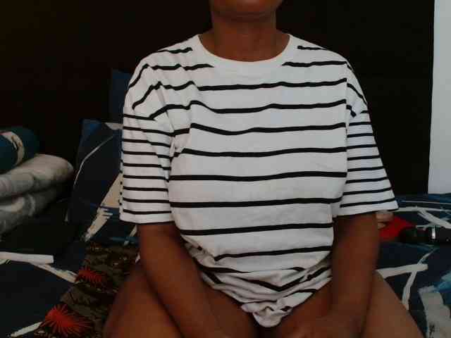 SexyCreamyPussy webcam