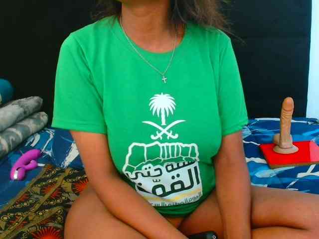 SexyCreamyPussy webcam