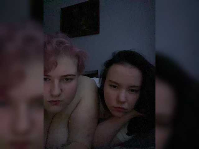 Tanya-and-Sara