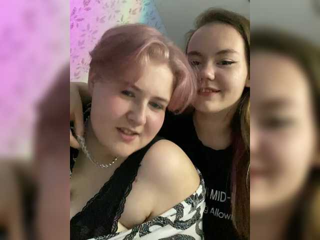 Tanya-and-Sara
