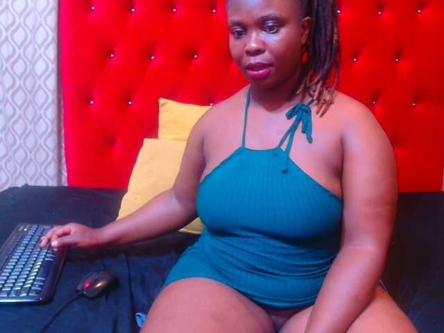 sexychocolatbox10's BongaCams show and profile