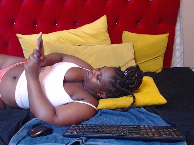 sexychocolatbox10's BongaCams show and profile