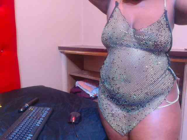 sexychocolatbox10 webcam