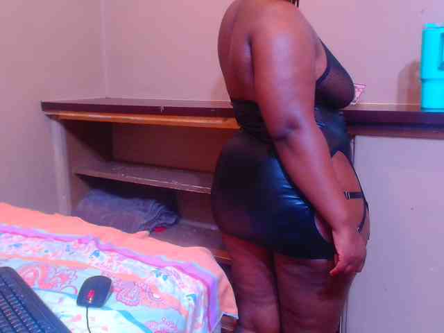 sexychocolatbox10 sexychocolatbox10