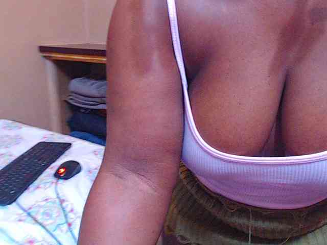 sexychocolatbox10 webcam