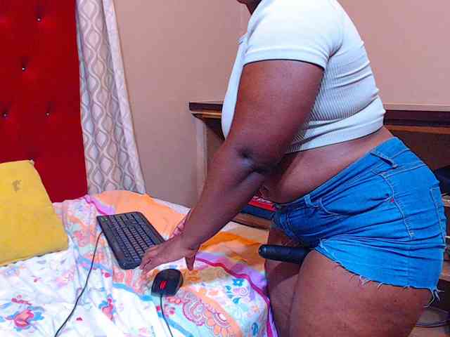 sexychocolatbox10 webcam