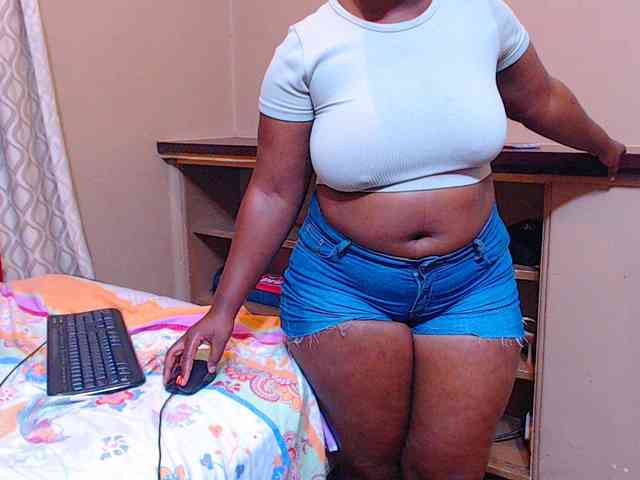 sexychocolatbox10 webcam