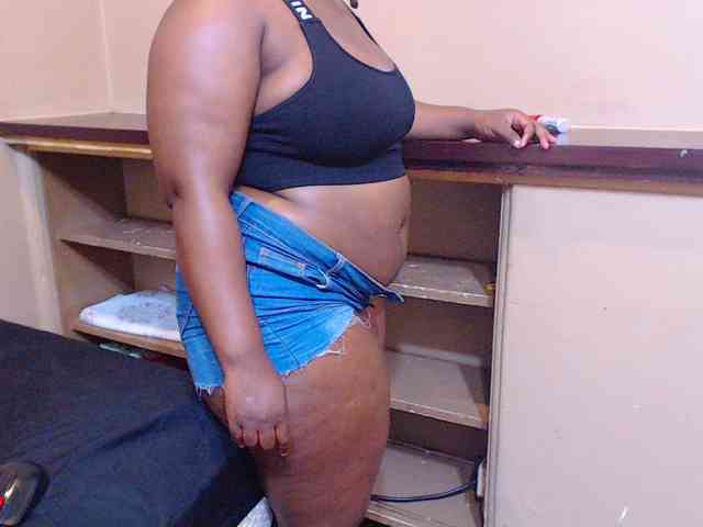 sexychocolatbox10 webcam