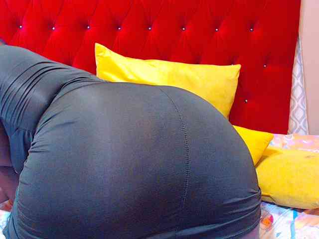 sexychocolatbox10 webcam