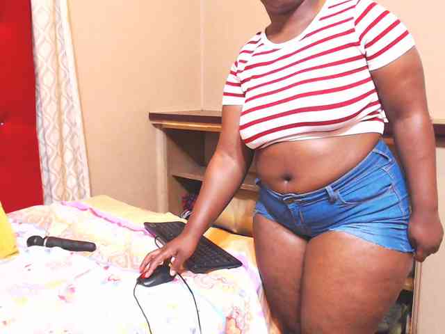 sexychocolatbox10's webcam live show