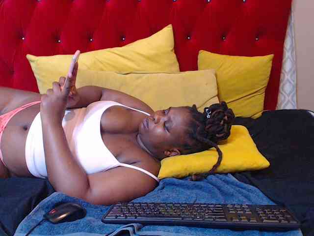 sexychocolatbox10 webcam