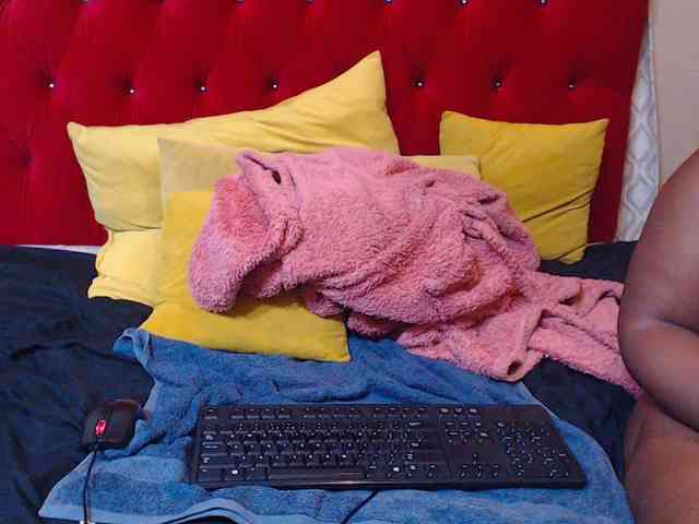 sexychocolatbox10 webcam