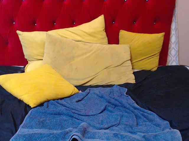 sexychocolatbox10 webcam