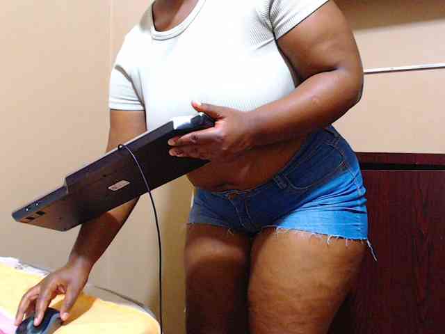 sexychocolatbox10 webcam