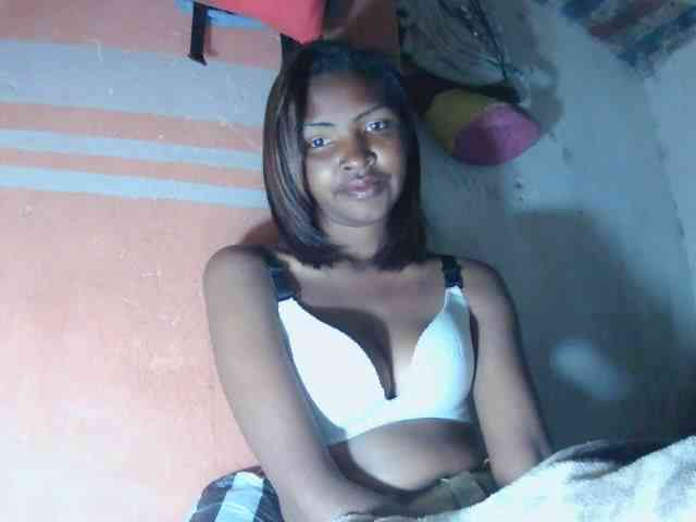 Mariana1340 webcam
