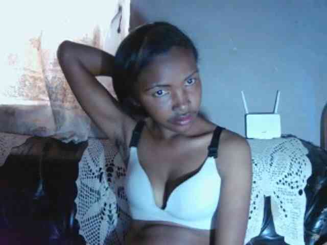 Mariana1340 webcam